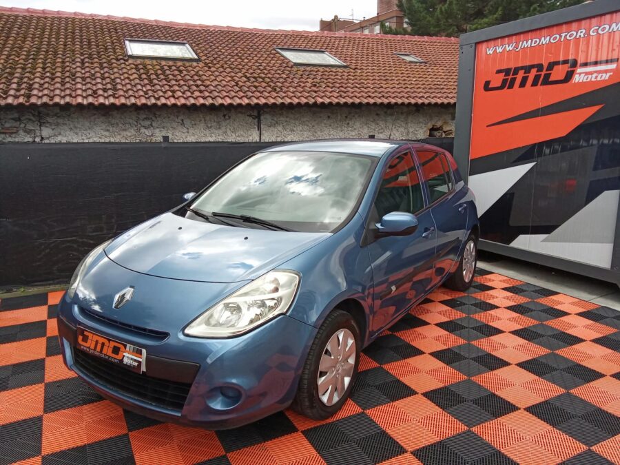 RENAULT CLIO 1.2i 5P EXPRESSION